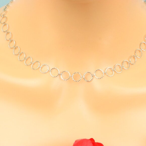 Delicate & Contemporary Necklace Chain, A Lovely Choice for Women, EVCH1831 - Picture 3 of 10